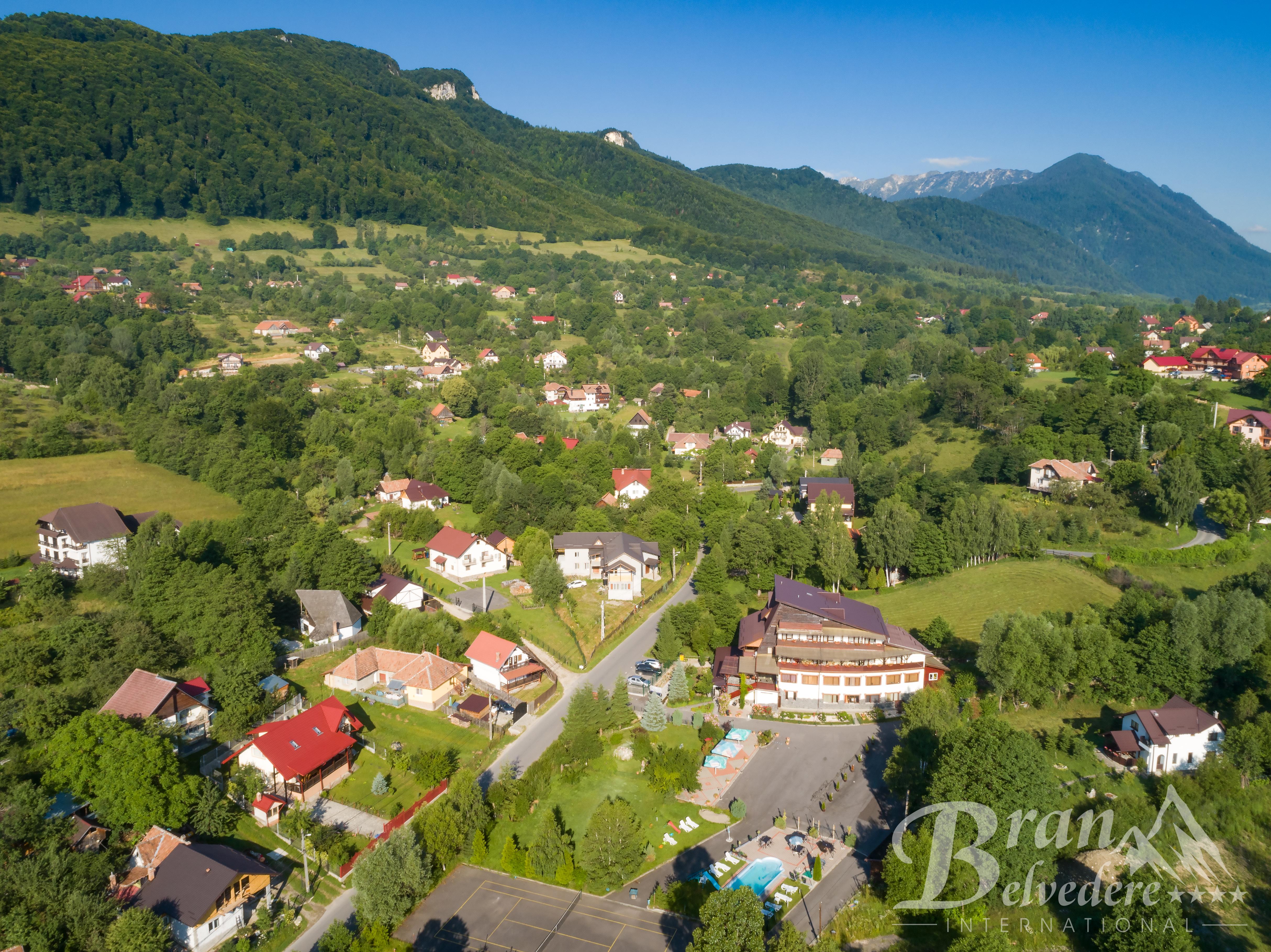 Bran Belvedere International Kültér fotó