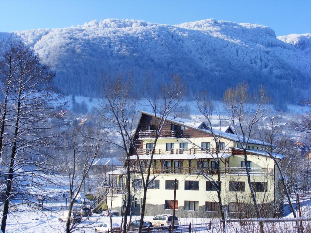 Bran Belvedere International Kültér fotó